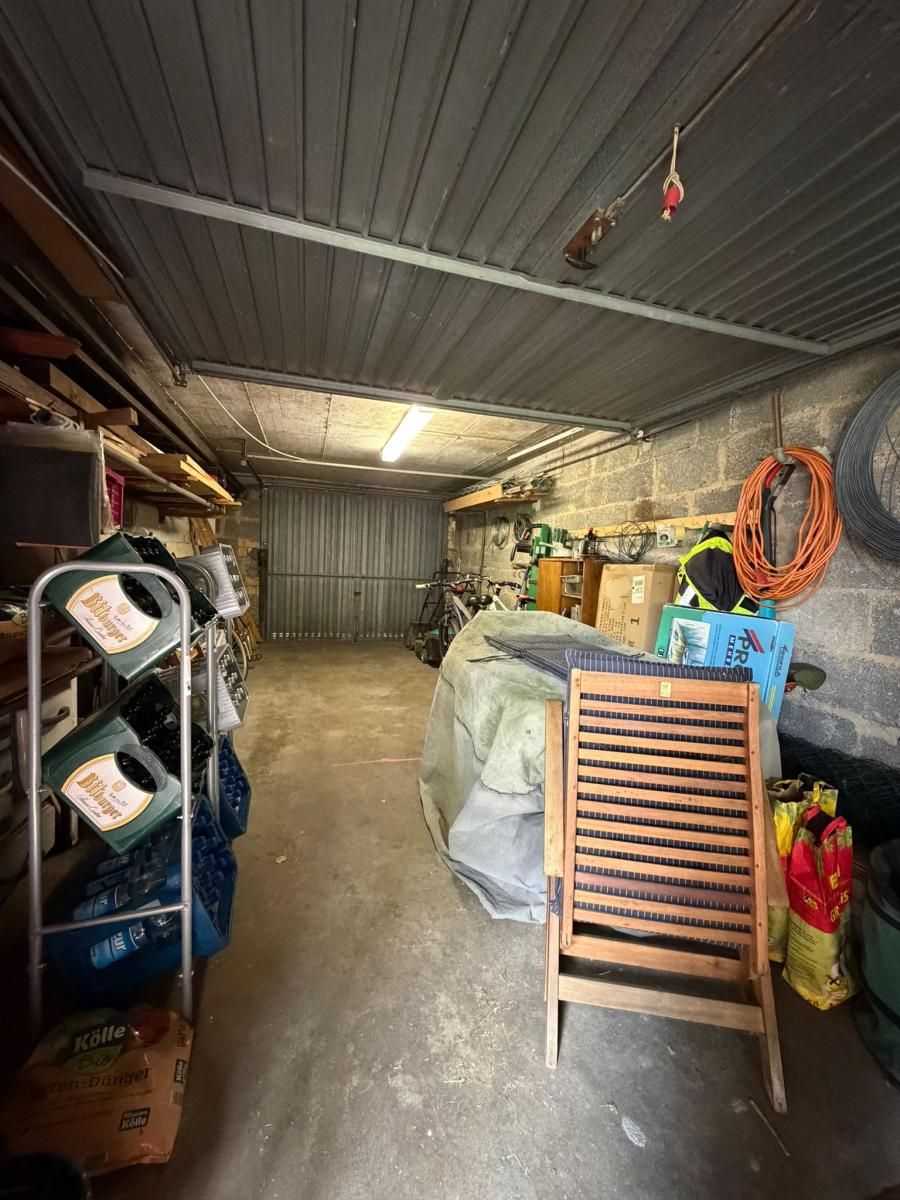die enorme Garage