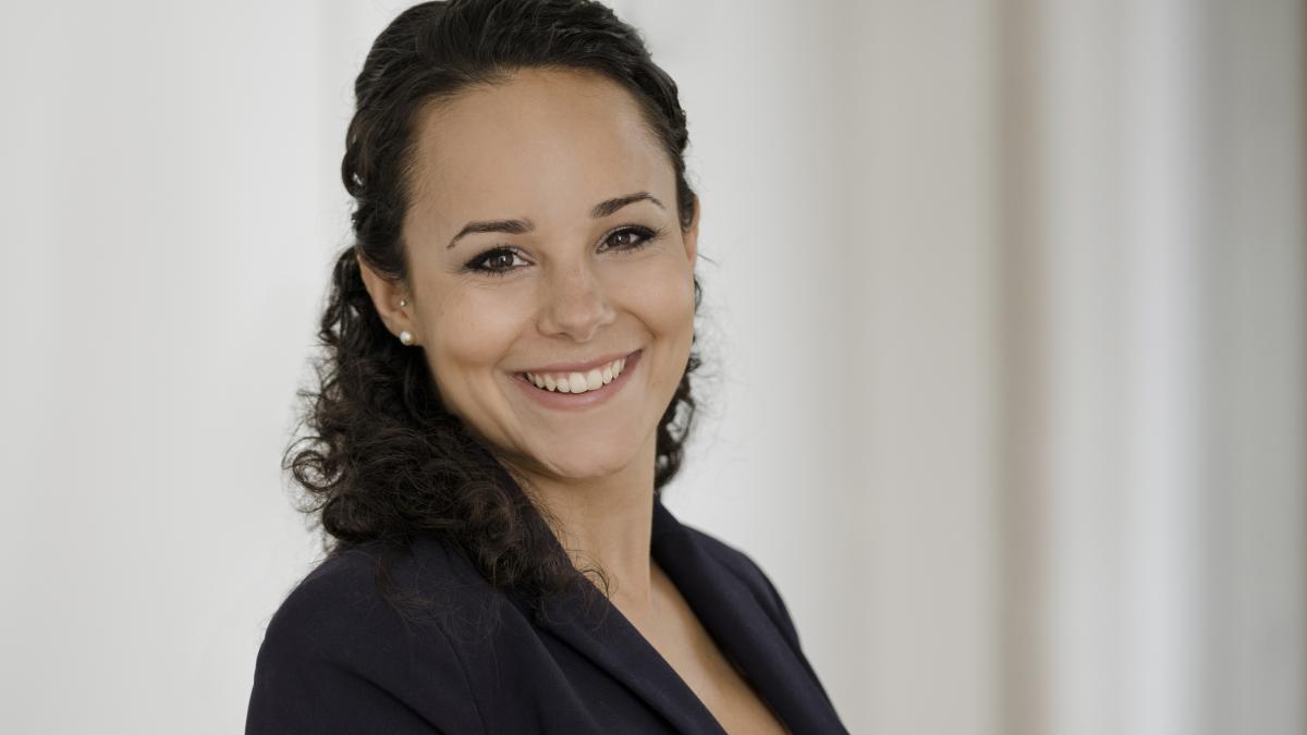 Ihre Carina da Silva Policarpo